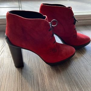 Tod’s Suede Platform Ankle Booties women’s size 37 (W 6 1/2)